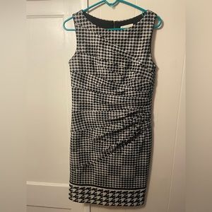 Jessica Simpson Shift dress - size 10 - black and white
